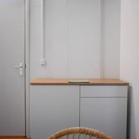 Private 4p Top Floor - Homestay szállás